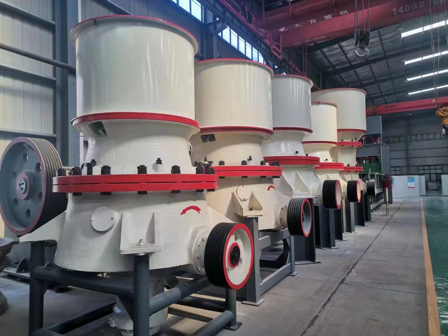 HST Hydraulic Cone Crusher