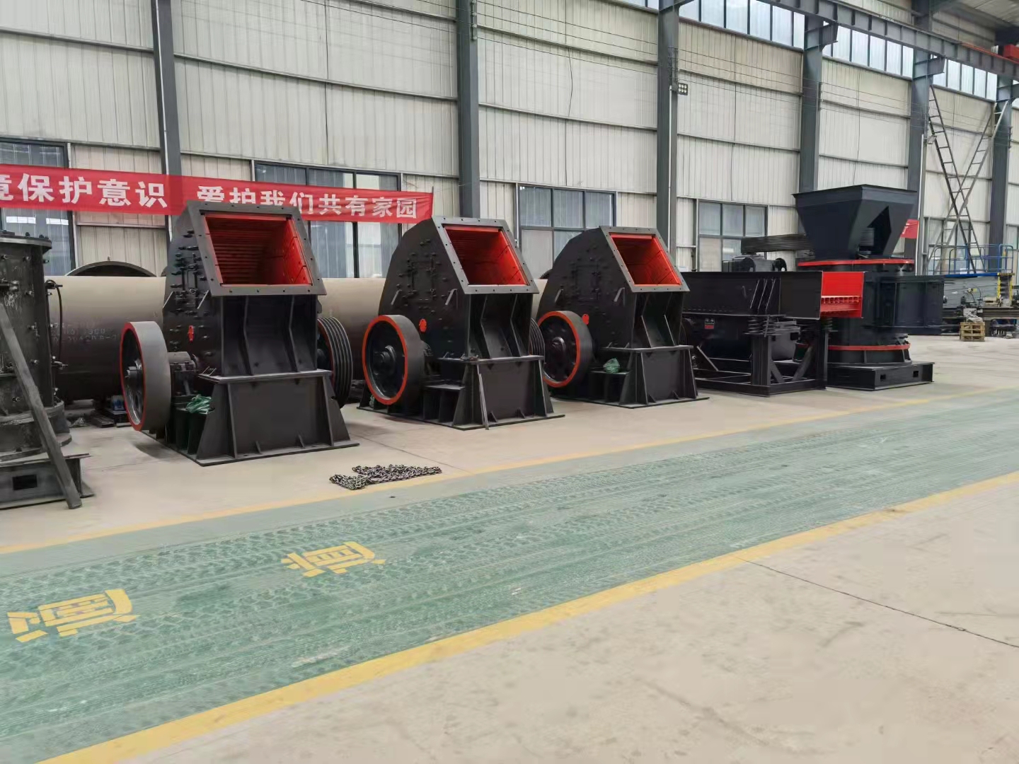 Heavy hammer crusher