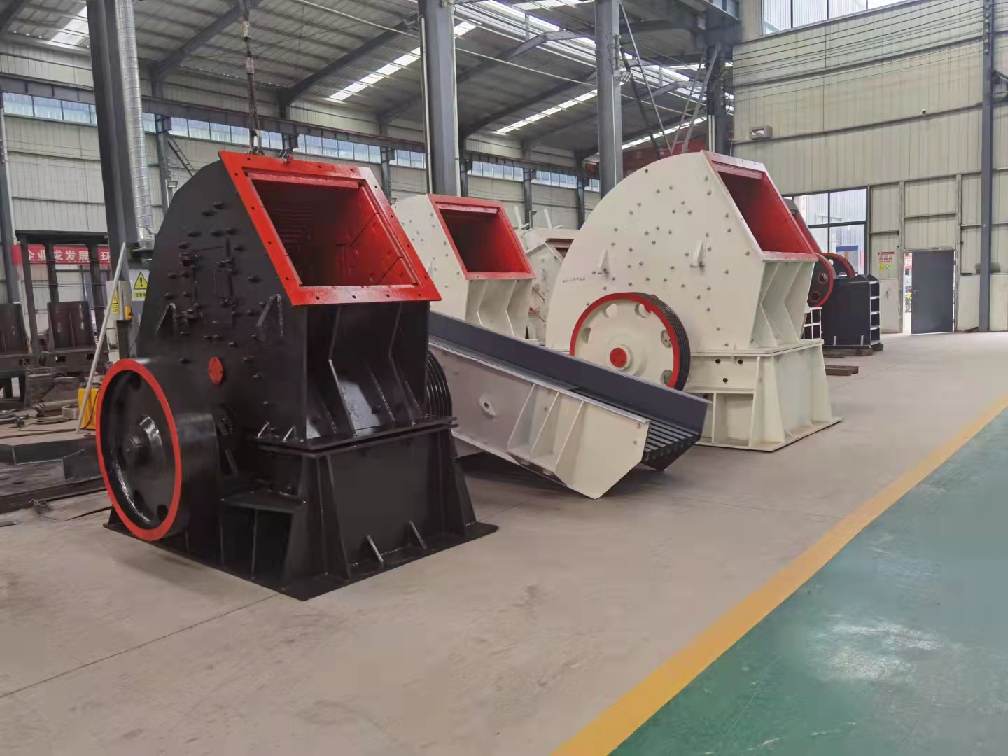 Heavy hammer crusher